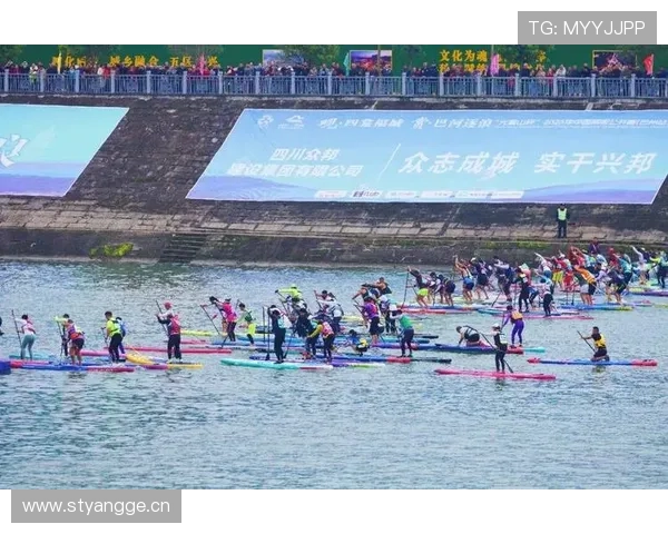 以浪为墨 2025中国桨板俱乐部联赛无锡站精彩开幕 引领水上运动新风潮