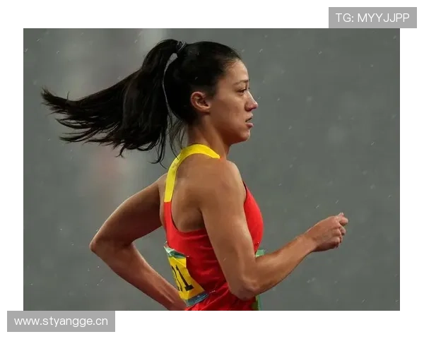 全运会女子七项全能跳高赛况精彩纷呈 力与美的完美较量